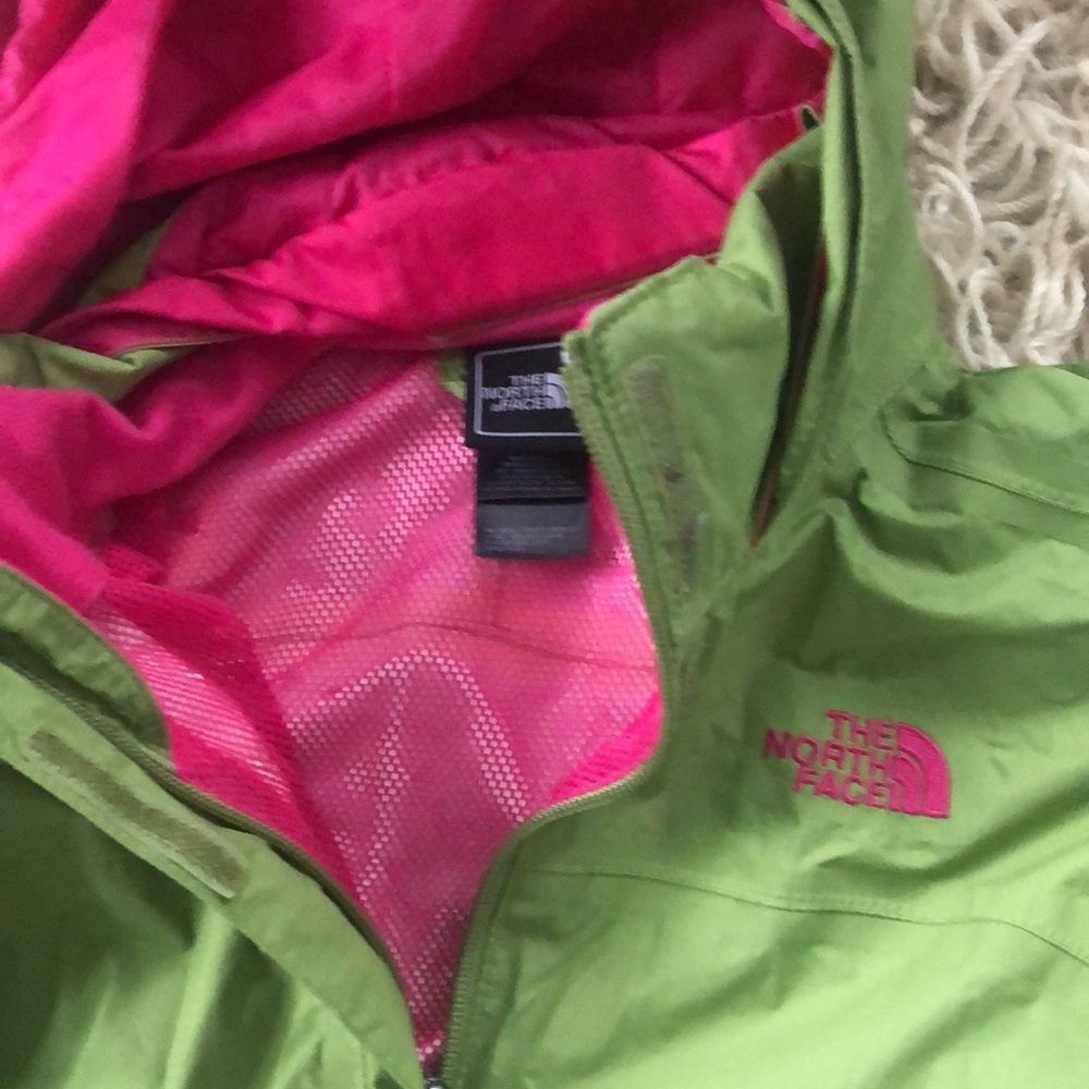 North Face shell - Picture 2 of 2